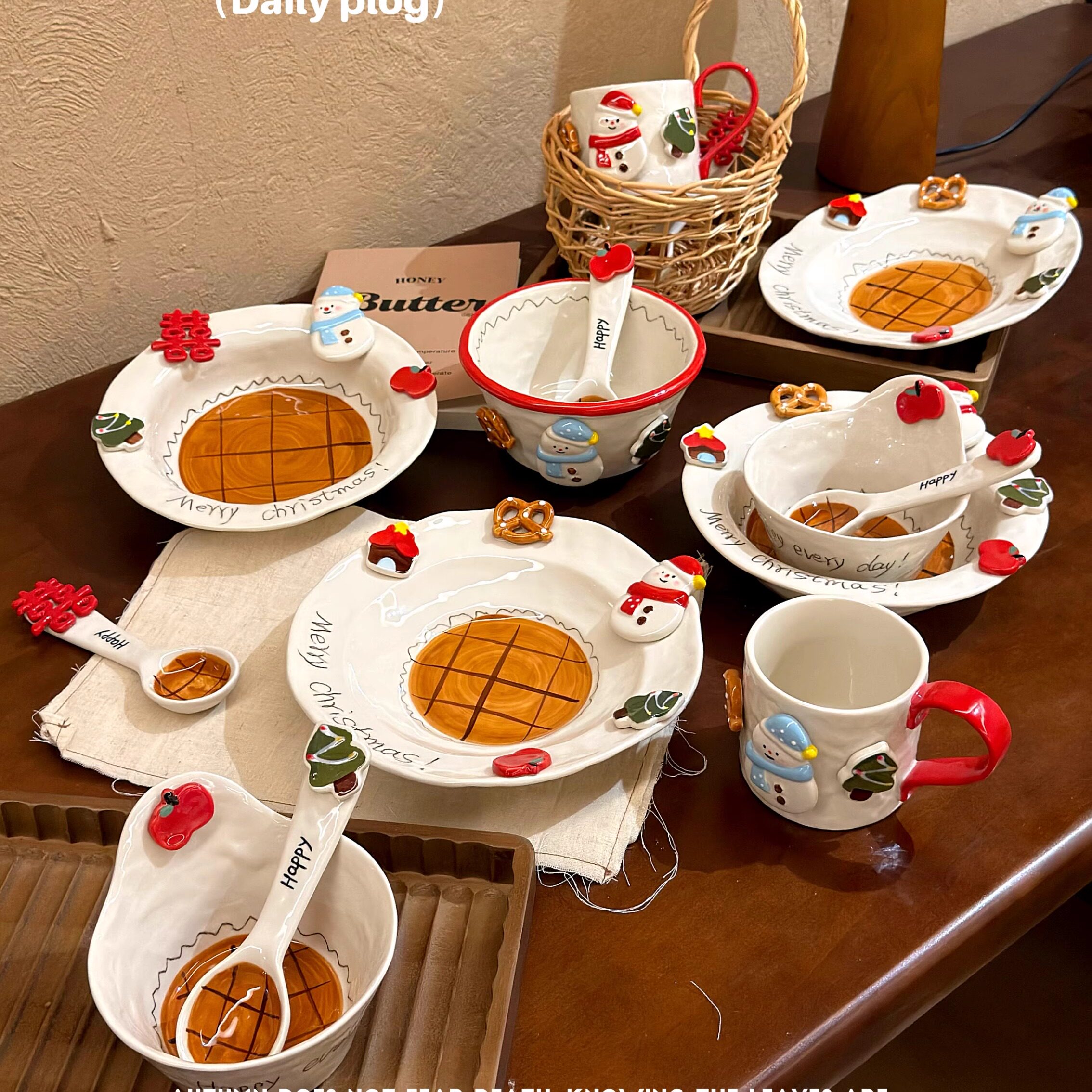 可爱圣诞主题陶瓷碗盘套装釉下彩手工雪人浮雕造型餐具节日送礼,餐饮具,碗,淘宝优惠券,粉丝福利购,淘宝优惠卷