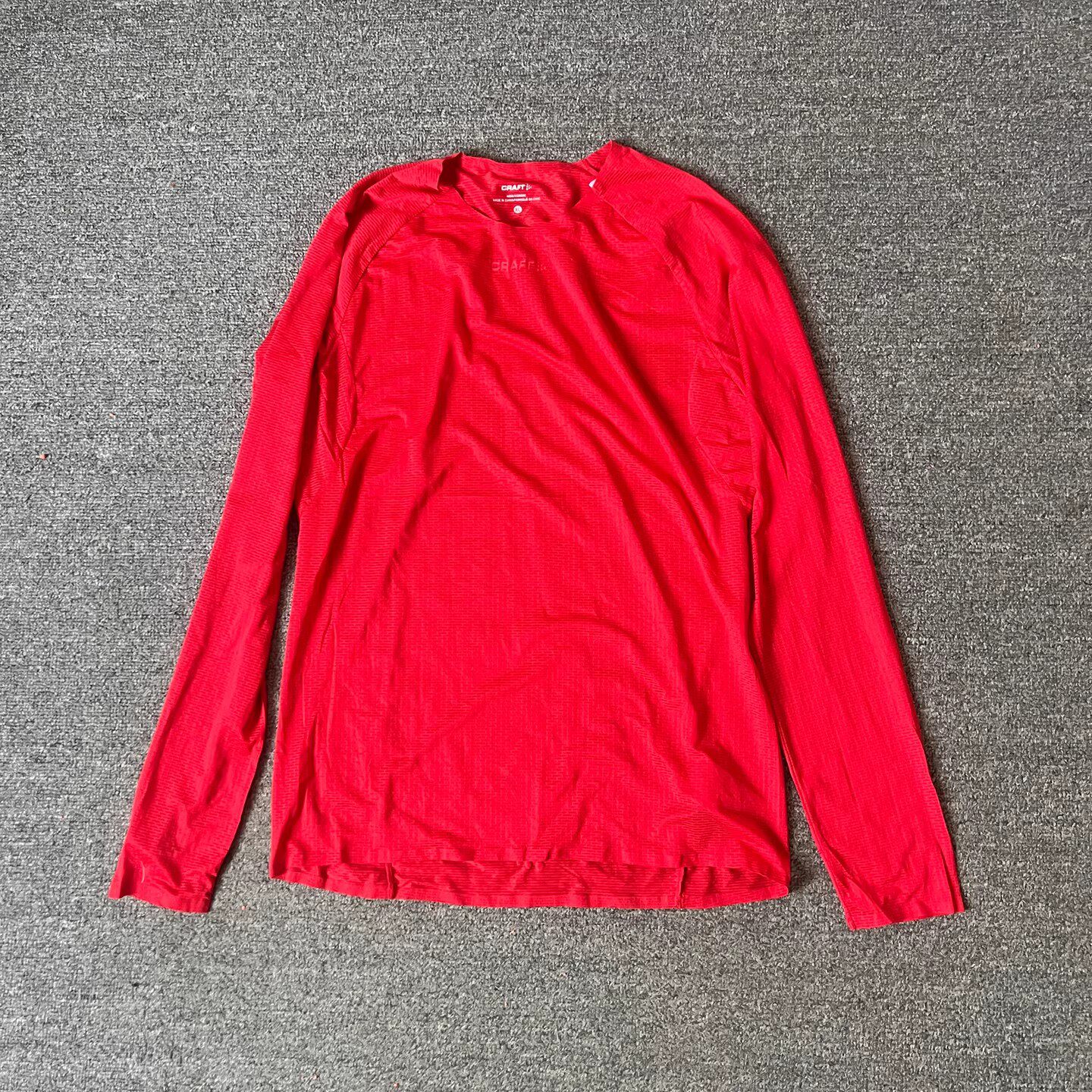 2026瑞典运动超轻跑步春秋季薄款吸汗马拉松速干男款修身T恤长袖