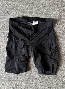 瑞典训练黑色短裤女款速干运动自行车公路赛车骑行裤四分裤大码