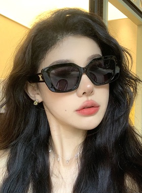 美式复古长方形黑色墨镜窄框小脸小框太阳眼镜女高级感欧美街拍潮