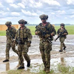 人气 美军multicam迷彩作战裤 军版 原品美国海豹突击队DEVGRU战术裤