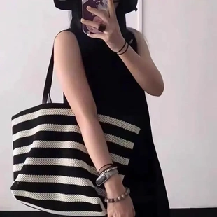 高级感黑白条纹托特包编织大容量单肩女包懒惰风轻便度假包购物袋