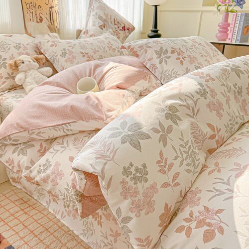 Four piece set of cotton bed sheets duvet covers bedsheets