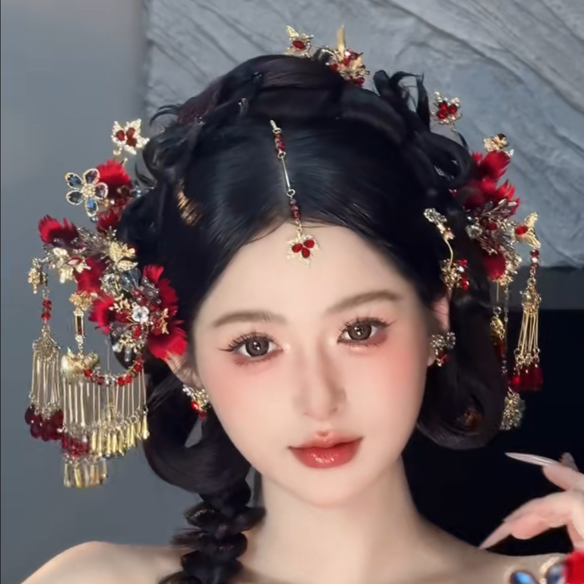 2026新品手作新娘头饰精致丝绒花发簪眉心坠配饰跟妆秀禾服发饰品