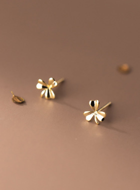 纳兰 s925银韩版简约时尚三瓣花耳钉夏季小清新甜美耳饰