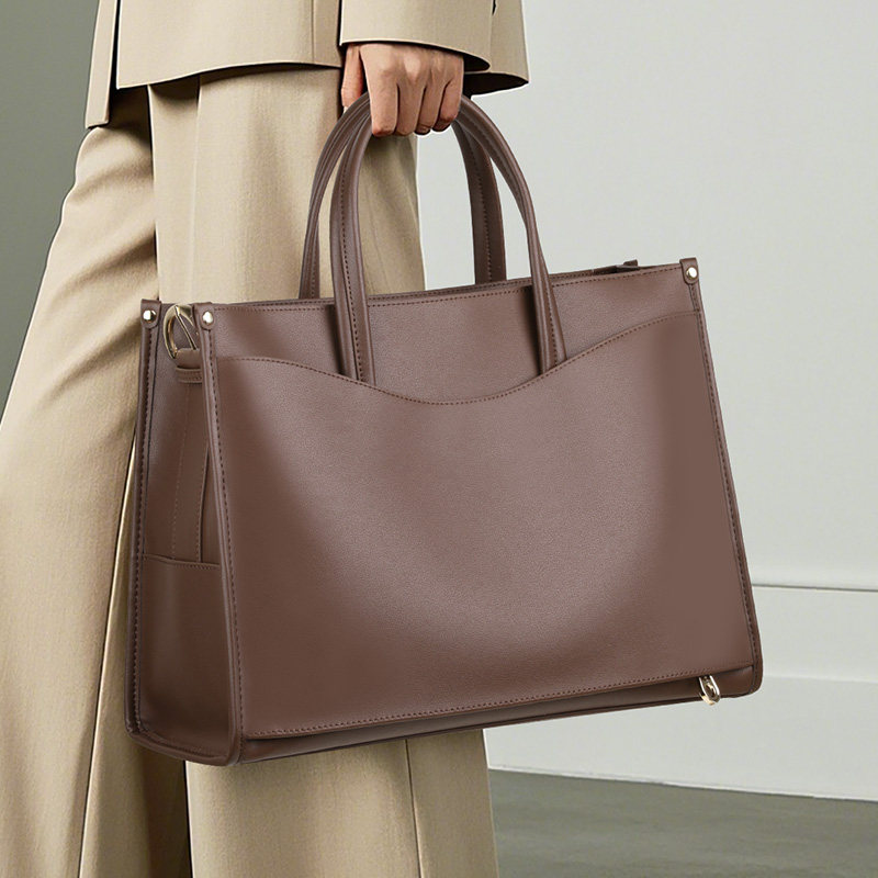 宽肩带托特包女大容量2026新款真皮手提包通勤大气单肩斜挎大包包