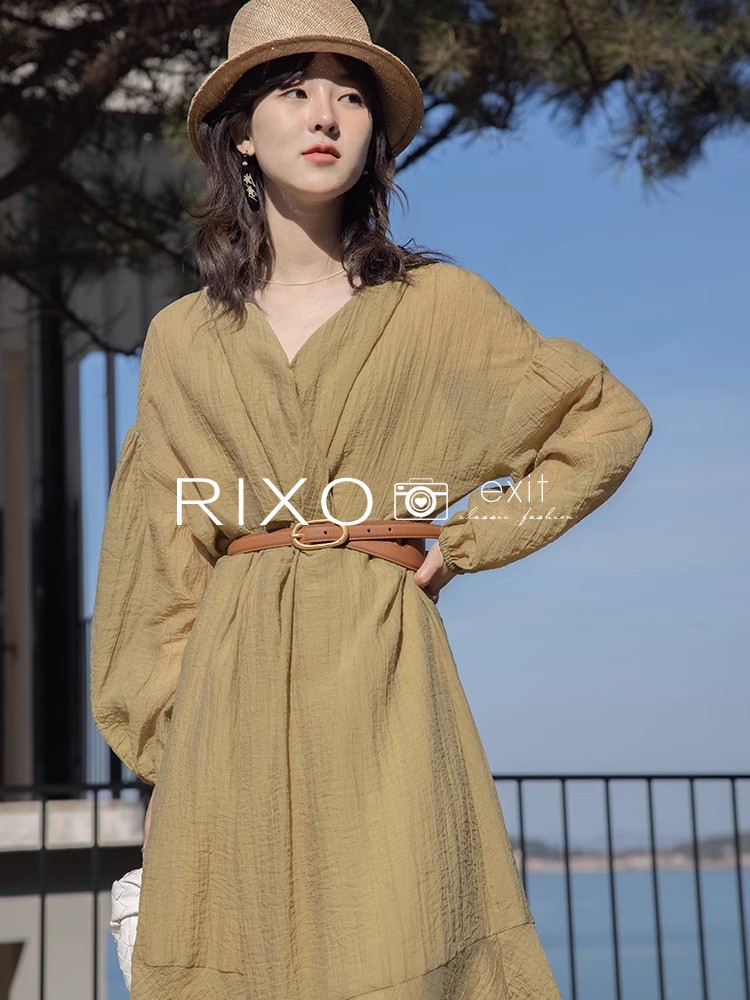 RIXO EXIT法式连衣裙时尚高级感V领设计感小众宽松显瘦中长款衬衫