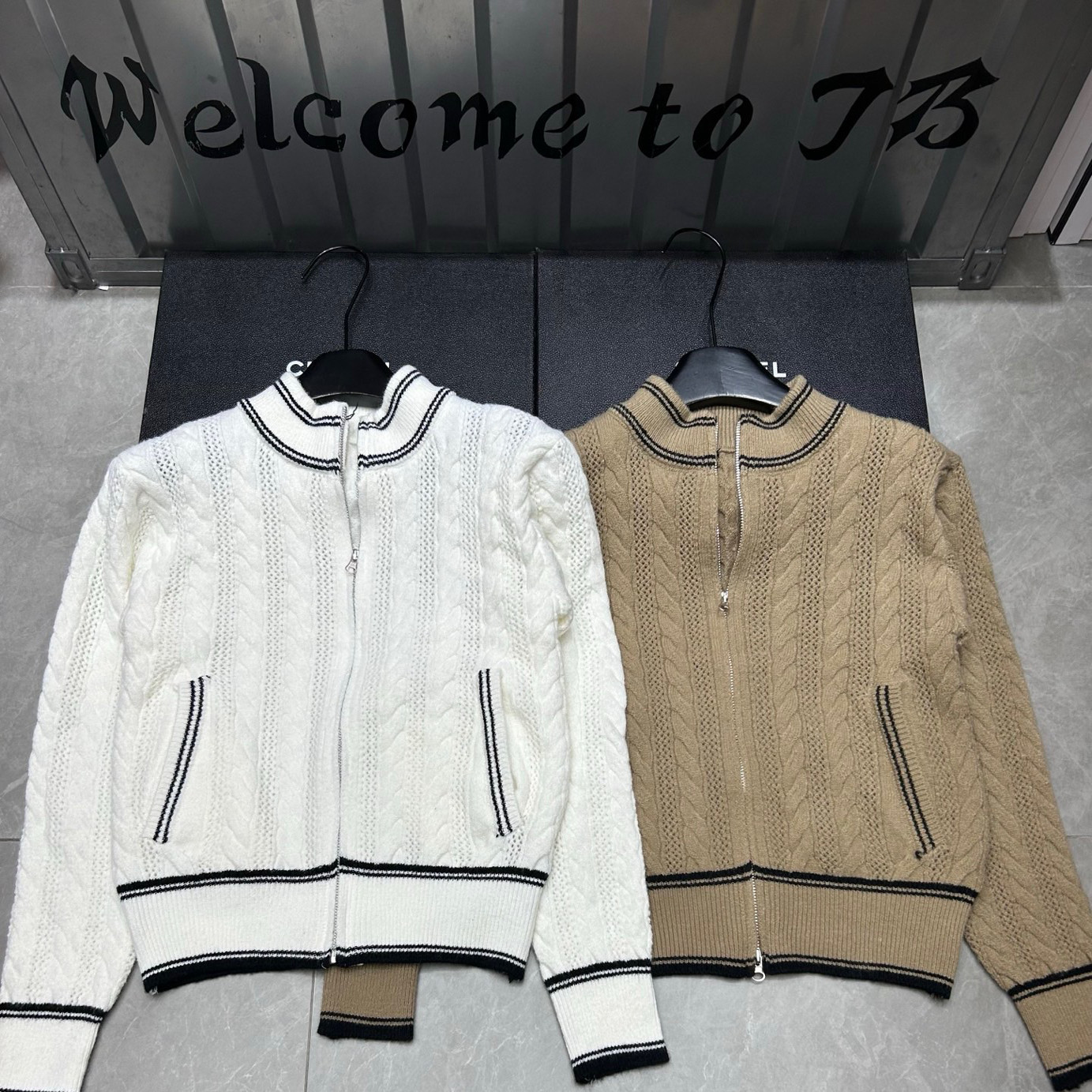 Trendy Bazaar 秋冬学院风立领拉链针织开衫女麻花纹毛衣百搭上衣