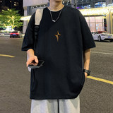 黑色