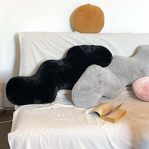 獭兔毛波浪抱枕异形毛绒床头客厅沙发榻榻米飘窗靠垫撸猫感腰枕