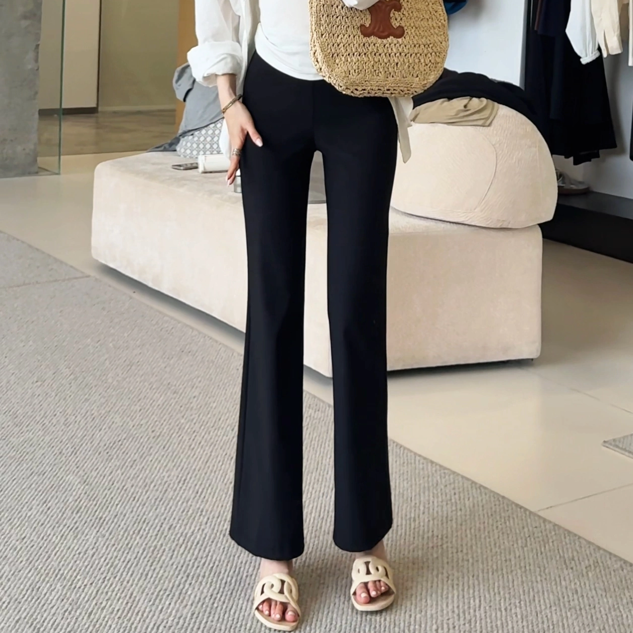 黑色九分冰丝微喇裤女夏季2026新款高腰修身显瘦小个子百搭喇叭裤