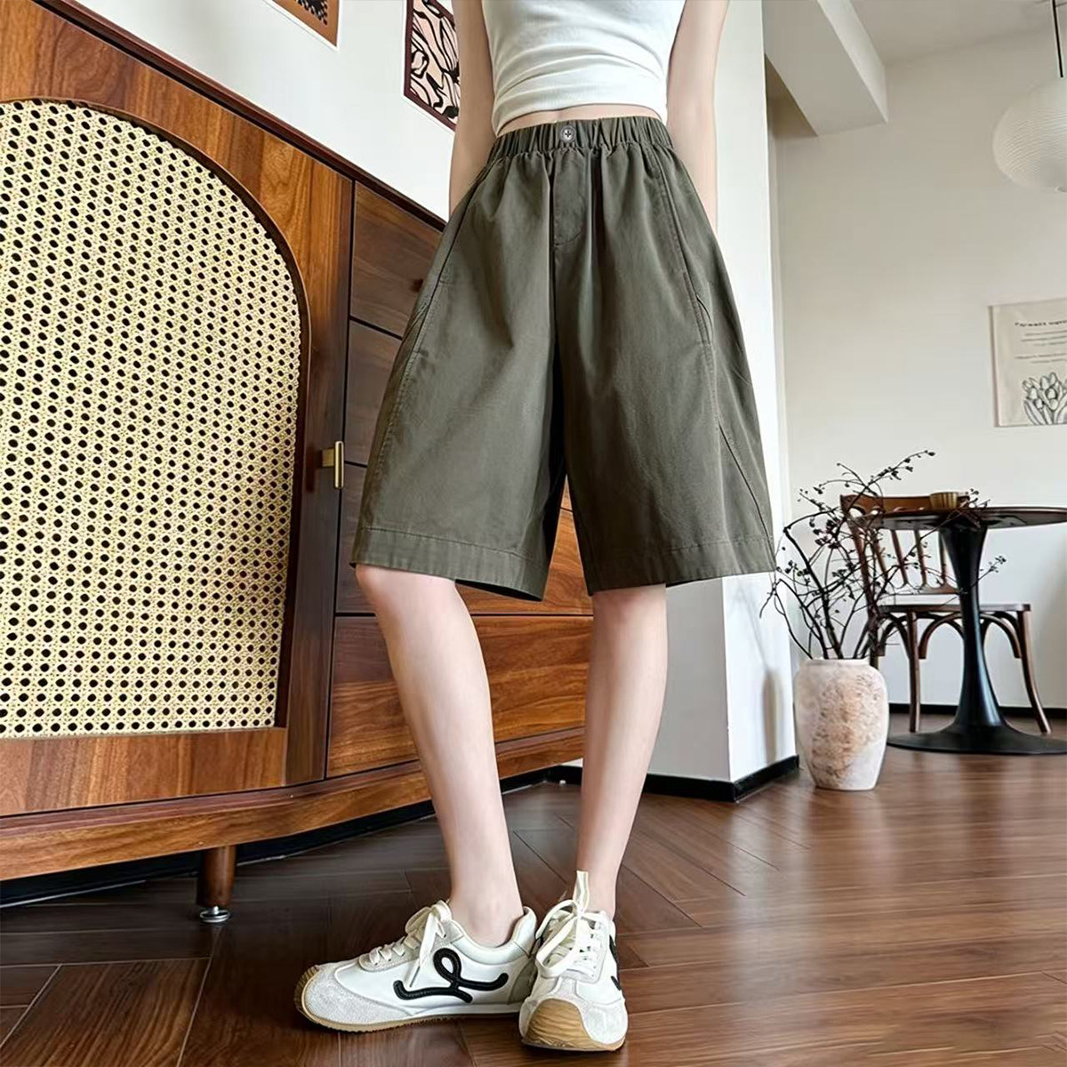 军绿色松紧腰阔腿短裤女夏季薄款