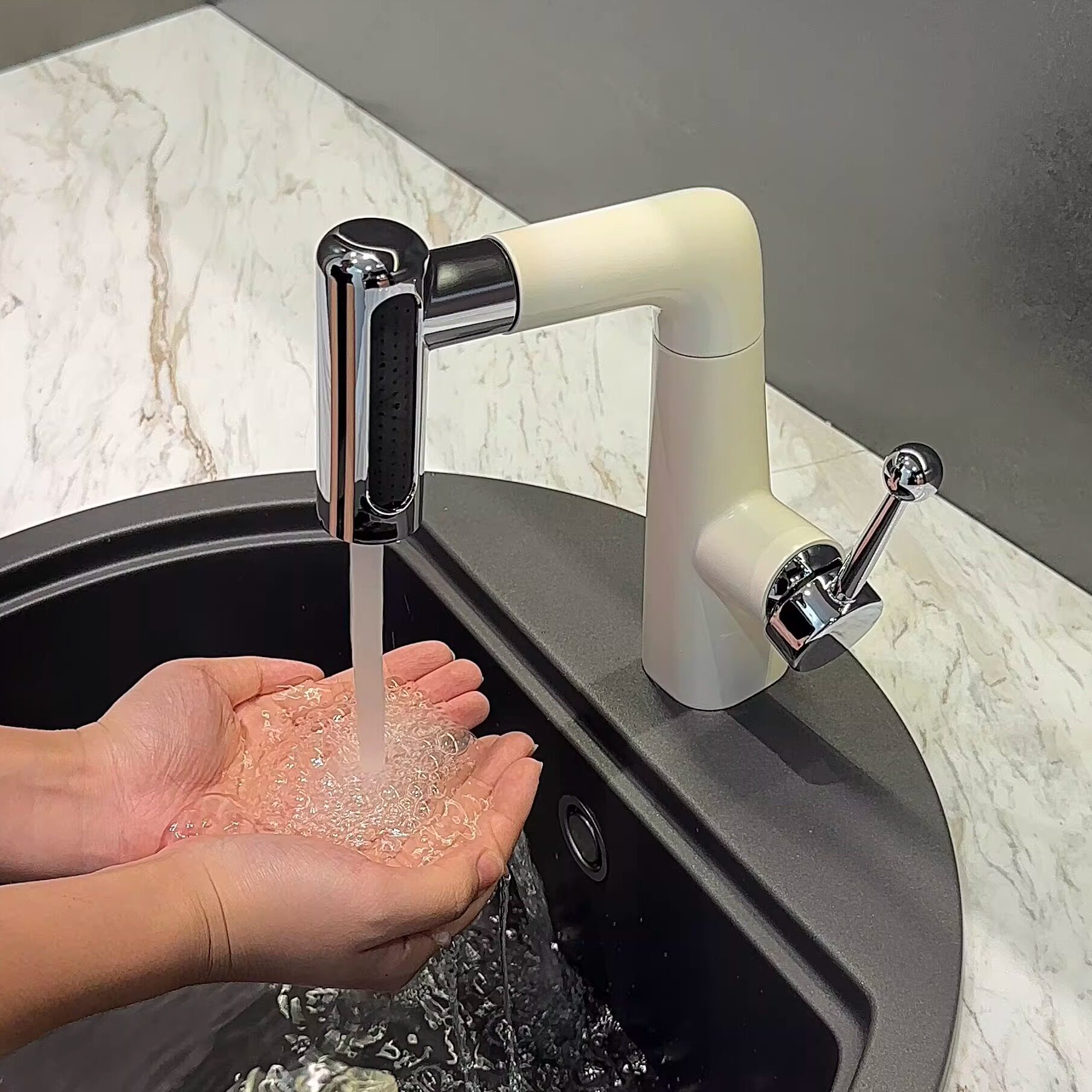 新款网红小叮当冷热水龙头升降抽拉伸缩洗脸盆浴室柜面盆洗手盆铜