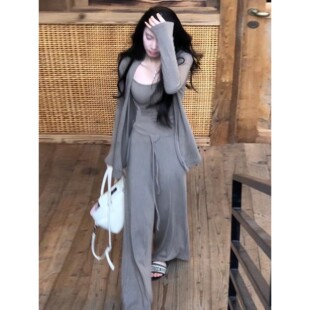 今年流行爆款清冷松弛感韩系穿搭三件套女装2025新款上衣搭配裤子
