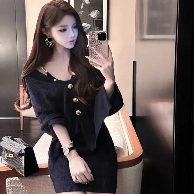 法式一字肩不规则针织斗篷披肩女早秋季高级感气质慵懒风外搭上衣