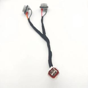 适用于长安欧诺欧诺S后尾灯外侧灯线束插头