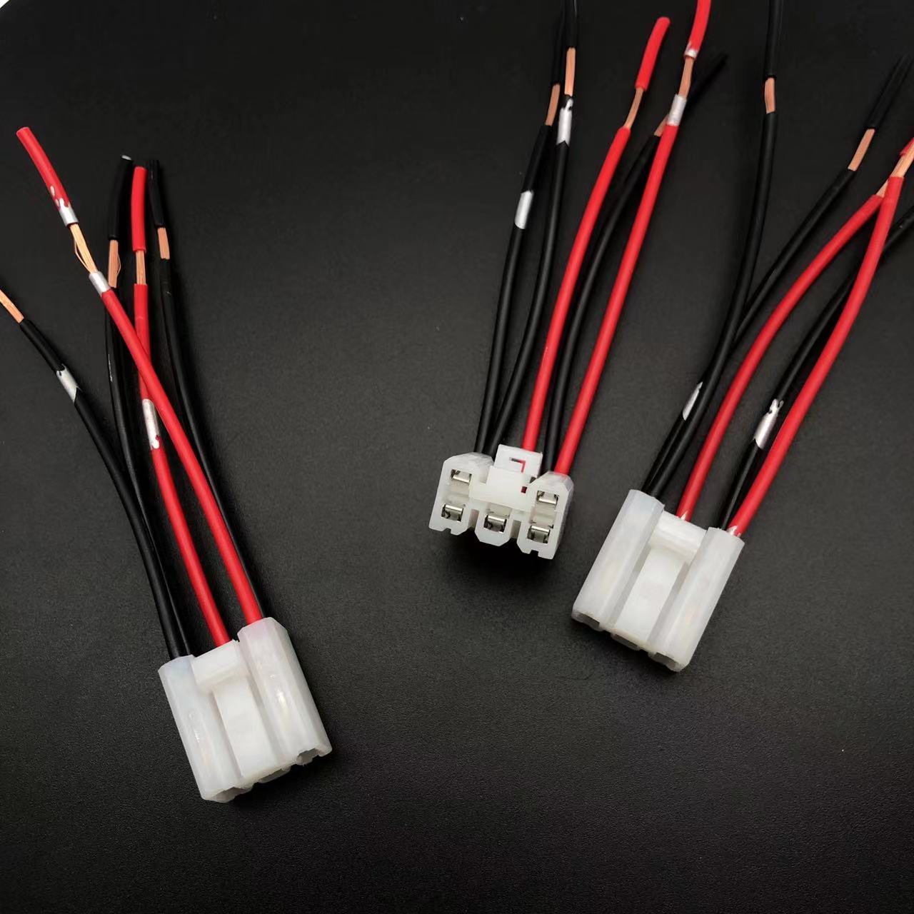 适配五菱宏光荣光宝骏560730大宇南龙雾灯大灯转向灯组合开关插头