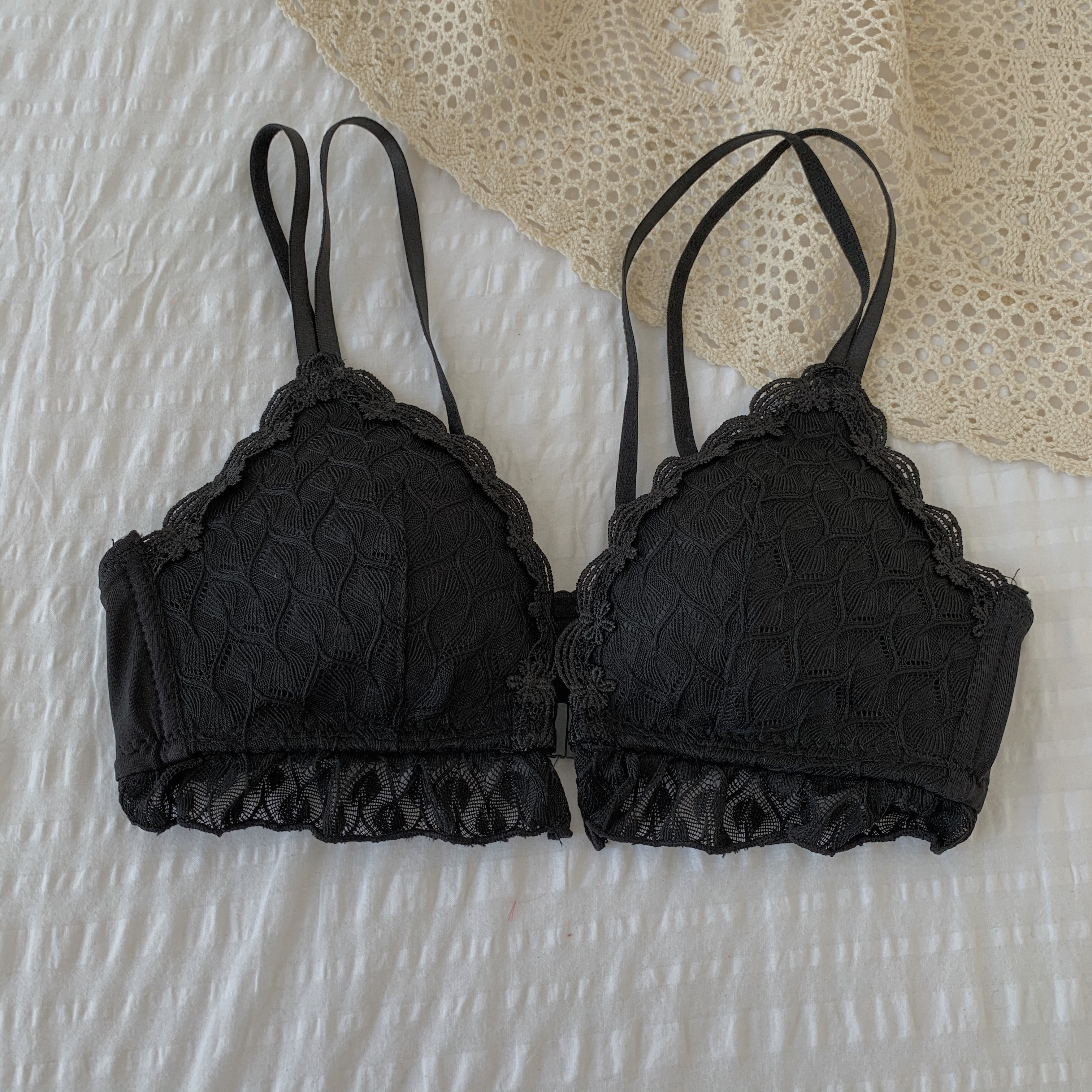 Real price real shot Korean triangle Cup underwear gathered on the support no steel ring bra underwear suit