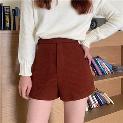 Women's high waisted and wide leg pants made of mahogany wool