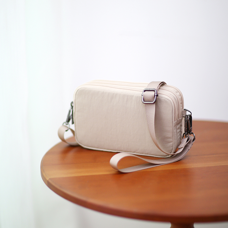 布奏尼龙简约斜挎手提包小众设计新款潮流小挎包时尚高级感手抓包