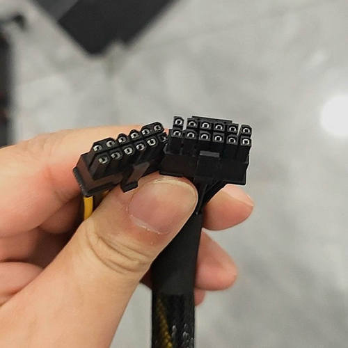 ThinkSystem ST650 V2 主板接GPU电源线12P H100运算卡供电线12针