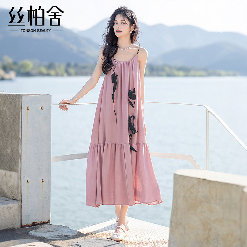 丝柏舍立体装饰中长拼接连衣裙图片