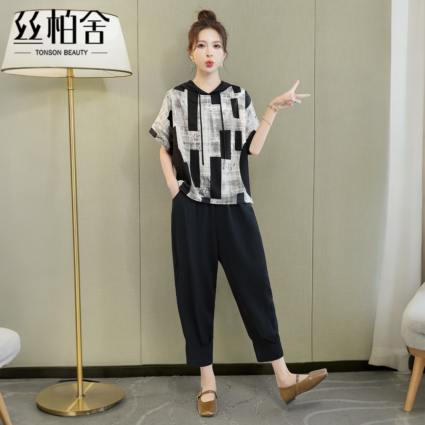 丝柏舍时尚套装2026夏装新款上衣搭松紧腰休闲裤大码女装两件套