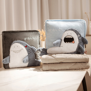 鲨鱼抱枕被子二合一两用午休加厚汽车折叠车用枕头办公室午睡毯子