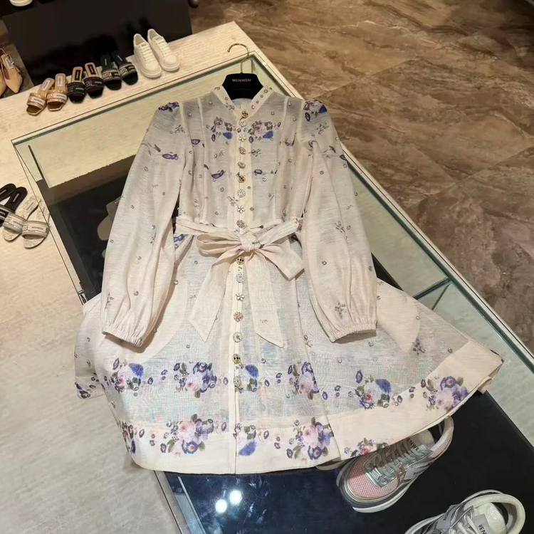WW2026新款女士夏季重工烫钻收腰度假风连衣裙W625