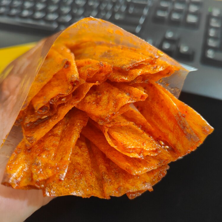 可可有喜正宗萍乡风味辣片辣条香辣味豆制品30克每包咸辣包邮新鲜