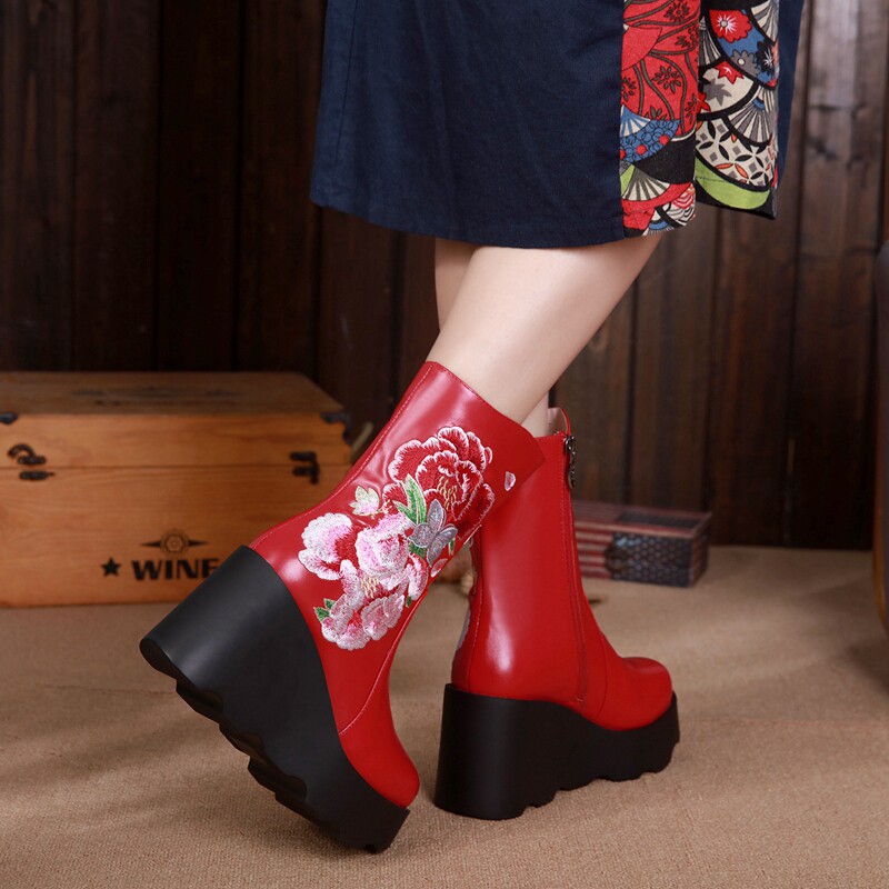 AUTUMN AND WINTER NEW WOMENS BOOTS ETHNIC STYLE FULL LEATHER WOMENS MEDIUM BOOTS WEDGE HEEL PLATFORM HEELS HIGH HEELS SINGLE BOOTS AND FLEECE COTTON BOOTS