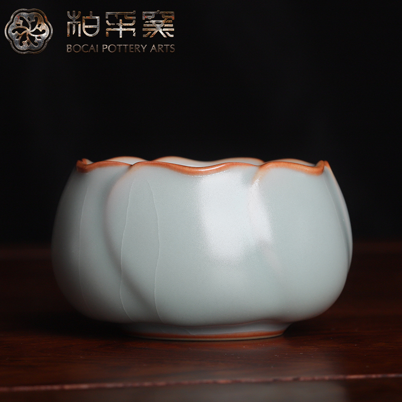 柏采汝窑茶杯四代粉青菱花禅定杯