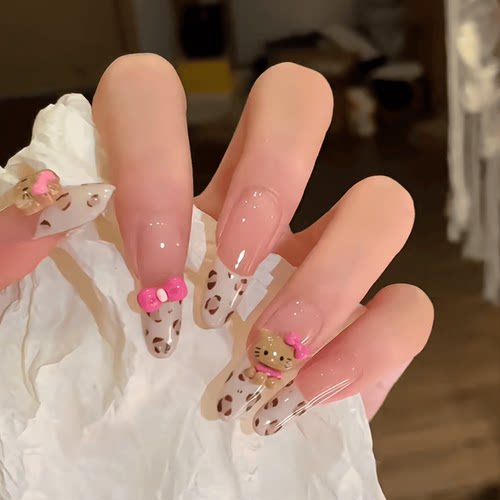 甜辣ins超好看裸色穿戴甲林先生