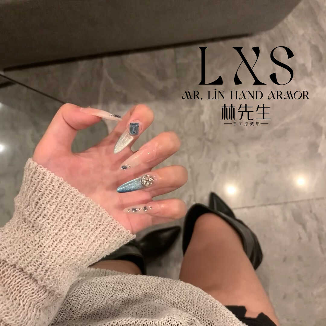 高级感湖蓝中长款显白甲片林先生