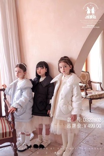 三三俩俩3322新款女孩羽绒服公主可爱短款