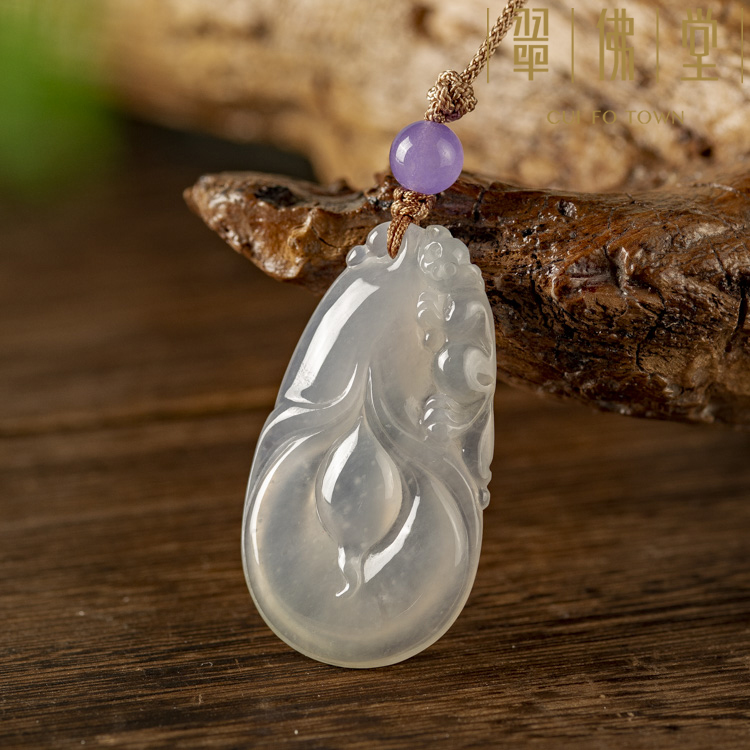 翠佛堂天然翡翠玉兰花吊坠