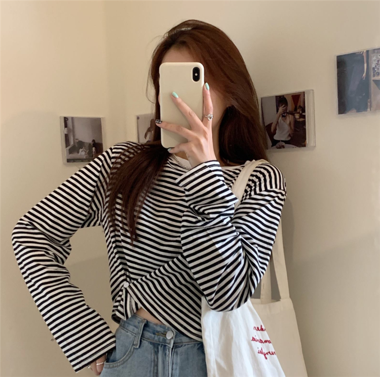 Real price design short striped round neck long sleeve T-shirt