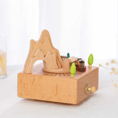 天空之城八音盒木质旋转小火车音乐盒礼品朋友闺蜜节日礼物圣诞节