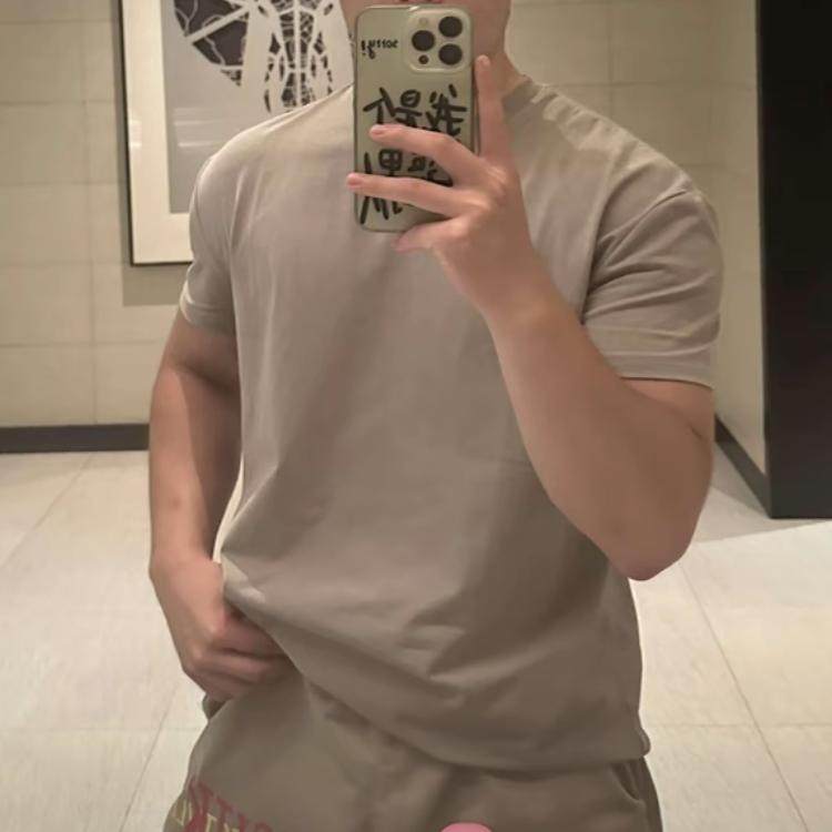 潮牌黑色美式纯色T恤男款夏季健身修身正肩短袖cleanfit黑色半袖,男装T恤,电商D207