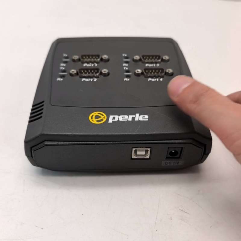 议价Perle 4口RS232串口扩展器，实物如图，。台可维修