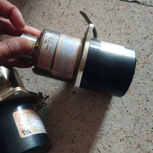 议价MICROPUMP齿轮泵 L23329可维修