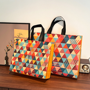 覆膜无纺布购物袋子复古女童装高档手提袋高级感礼品袋时尚包装袋