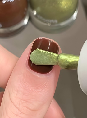 巧克力棕绿！棕绿偏光涂鸦甲twomoons指甲油免烤速干安全2026新款