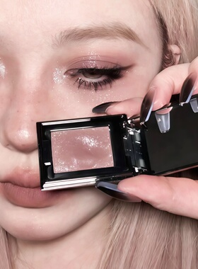 亚裔烟熏灰粉色！单色眼影盘2026新款女蓝色大地色日常淡妆多用膏