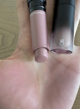 这个裸色太高级~hyntoor黑兔唇釉哑光唇泥低饱和棕灰粉紫色口红女