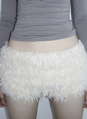 个性毛绒百搭休闲热裤欧美女装低腰纯色甜美少女拼接显瘦短裤外穿