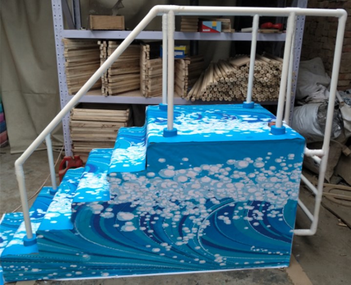 小荷风采儿童团体舞台道具演出服