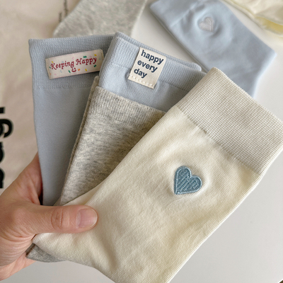 精梳棉无骨刺绣女中筒袜