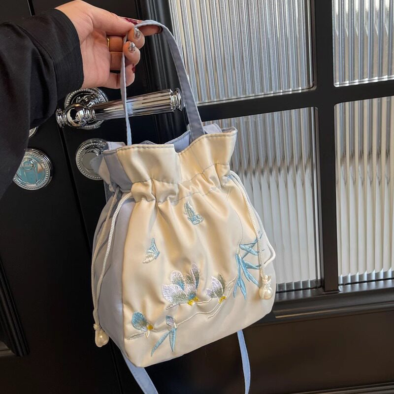 国风复古绣花汉服搭配斜挎包苏绣迷你小包休闲百搭古风包包手提包