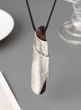 冬季圆管镶木项链复古高级感简约做旧长款简约可调节哨子型毛衣链